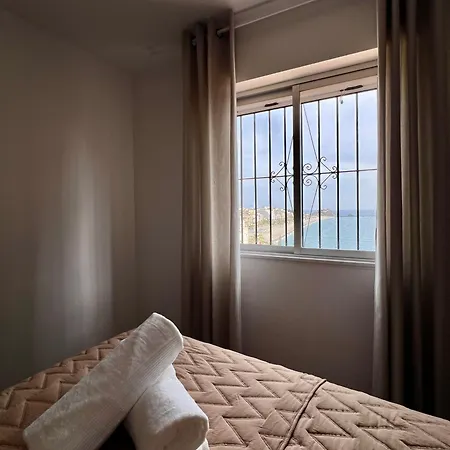 Piso Dobrola Apartment